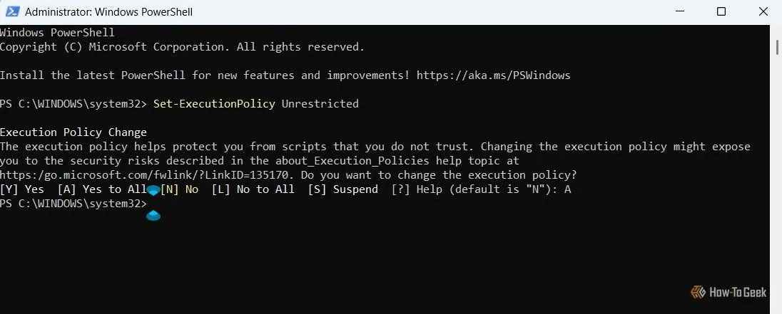 alt: Cửa sổ PowerShell hiển thị lệnh Set-ExecutionPolicy Unrestricted để loại bỏ giới hạn thực thi script, chuẩn bị cho việc sử dụng Tiny11.