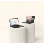 Bộ đôi laptop Dell Pro 13 Premium và Dell Pro 14 Premium đặt cạnh nhau, thể hiện thiết kế mỏng nhẹ và hiện đại.