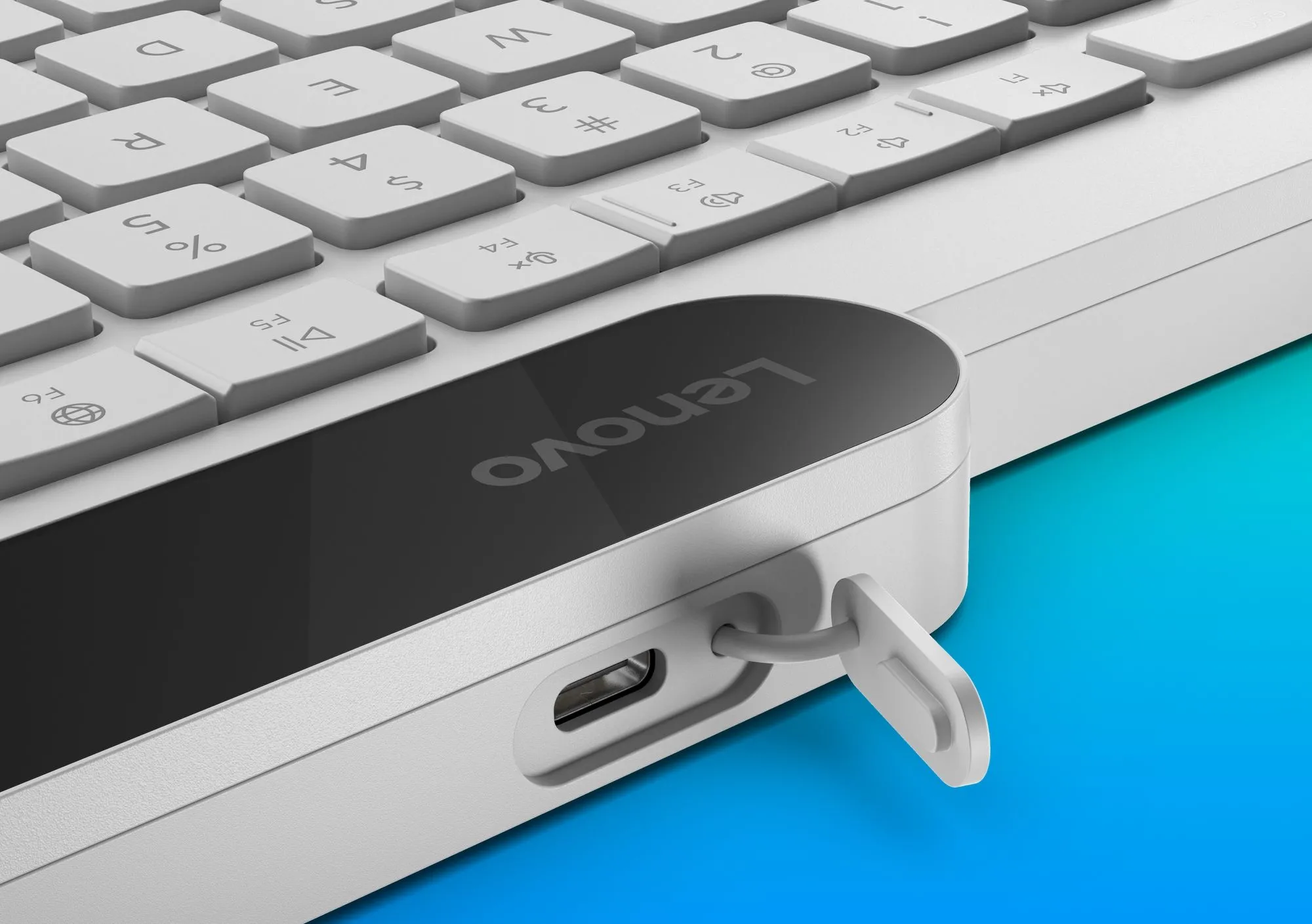 Cận cảnh cổng USB-C tiện lợi trên bàn phím Bluetooth Lenovo 800 tự sạc