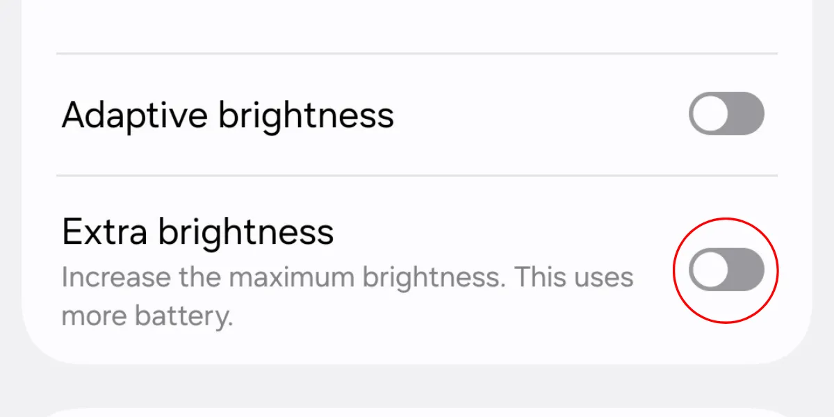 Chế độ Độ sáng tăng cường (Extra Brightness) trên Galaxy S25, cho phép màn hình đạt độ sáng tối đa ngay cả trong nhà.
