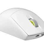 Chuột gaming không dây Corsair M75 AIR màu trắng với thiết kế đối xứng và hiệu năng cao
