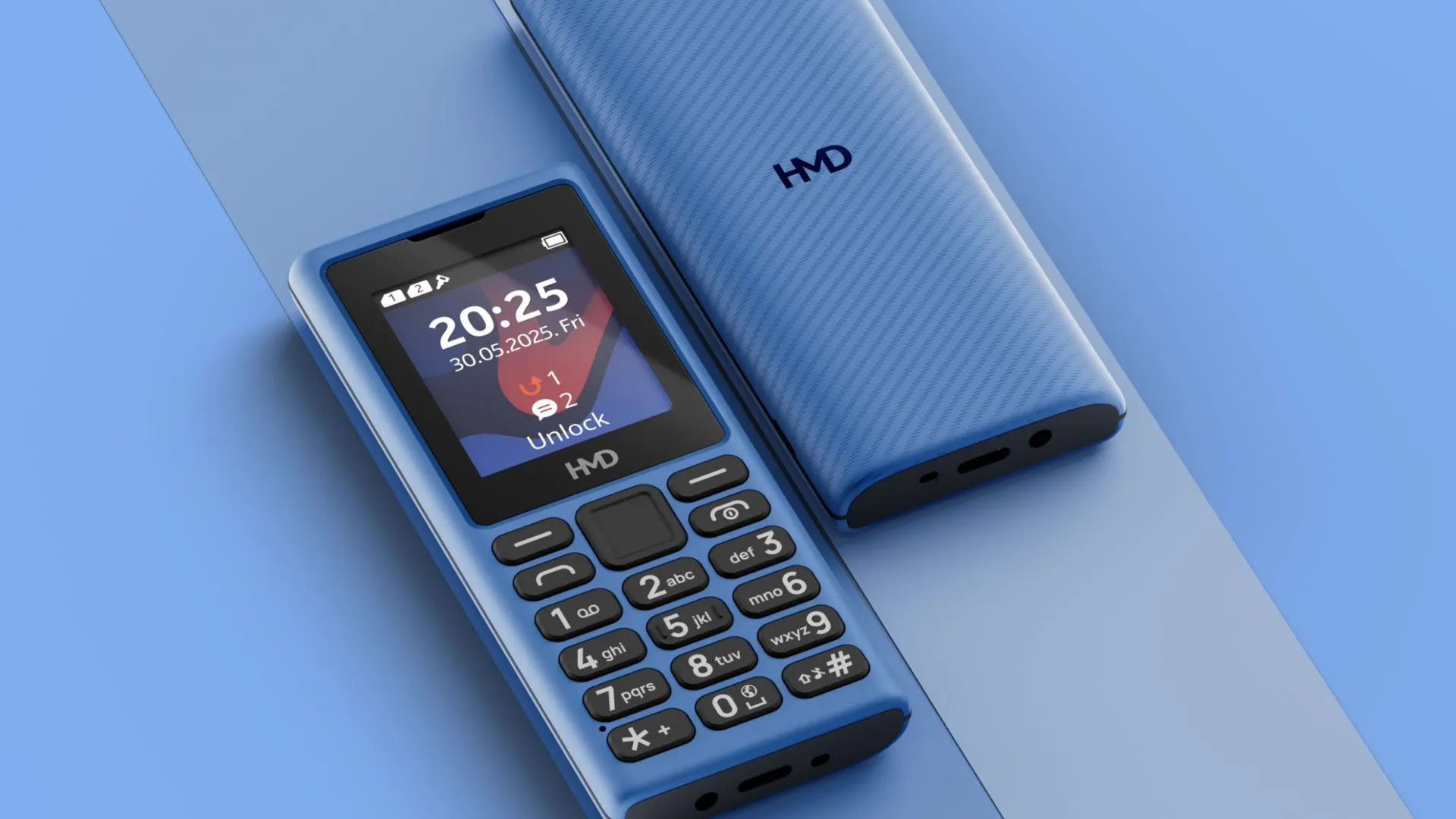 Điện thoại phổ thông HMD 101 4G màu xanh với bàn phím số vật lý và màn hình nhỏ, gợi nhớ thiết kế cổ điển của các mẫu điện thoại Nokia.