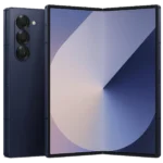 Điện thoại Samsung Galaxy Z Fold 6 đang mở ra, minh họa thiết kế gập kiểu sách và màn hình lớn
