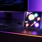 Govee Gaming Pixel Light trên bàn chơi game