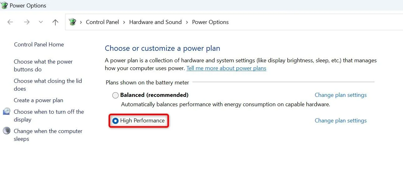 Hộp thoại Run với lệnh &quot;powercfg.cpl&quot; để mở Cài đặt Nguồn