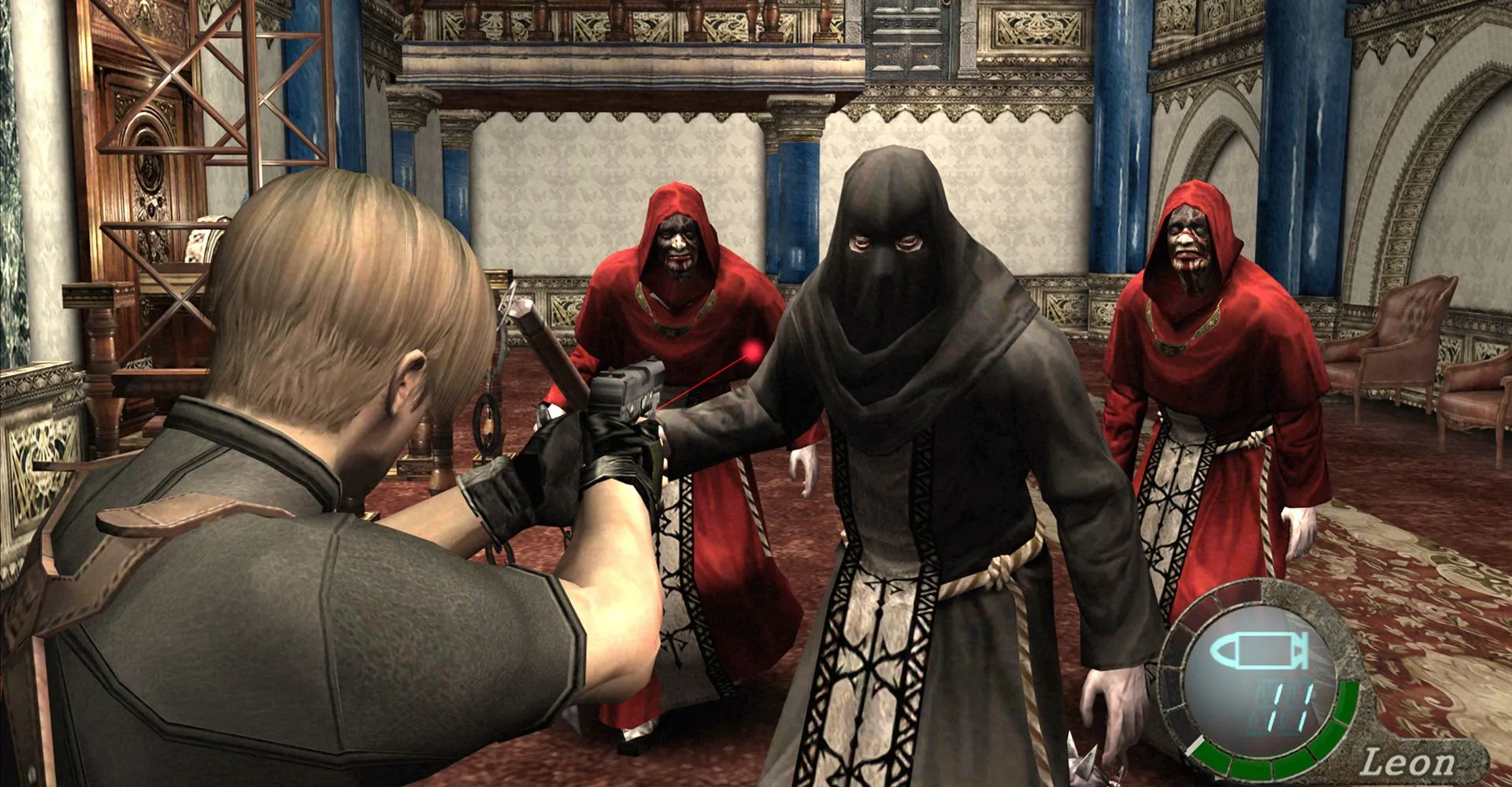 Leon S. Kennedy đang dùng súng tấn công một nhóm giáo phái trong khung cảnh ban ngày của Resident Evil 4 (2005)