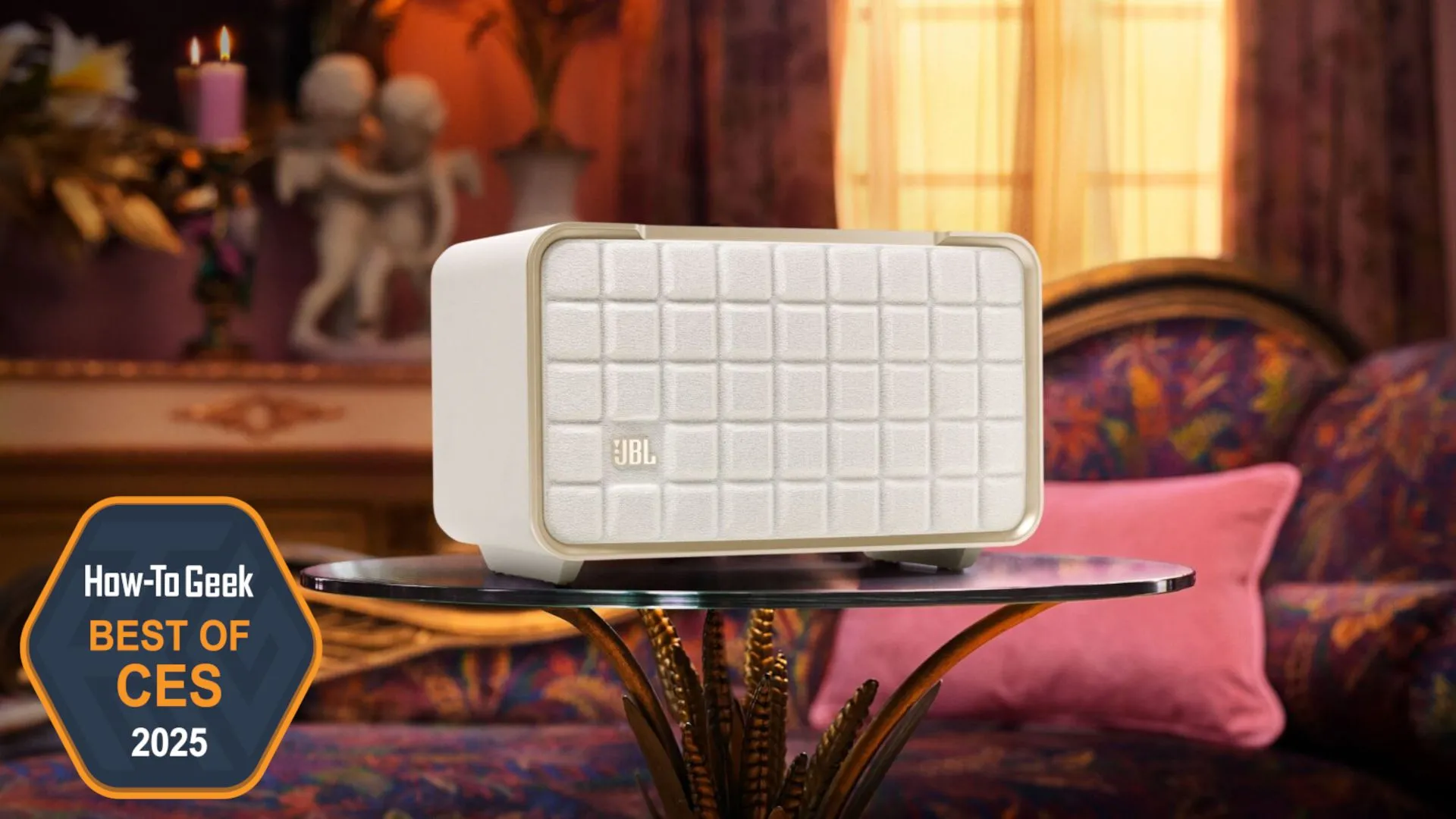 Loa Bluetooth JBL Authentics 200 phiên bản màu trắng, nổi bật với thiết kế retro và âm thanh sống động