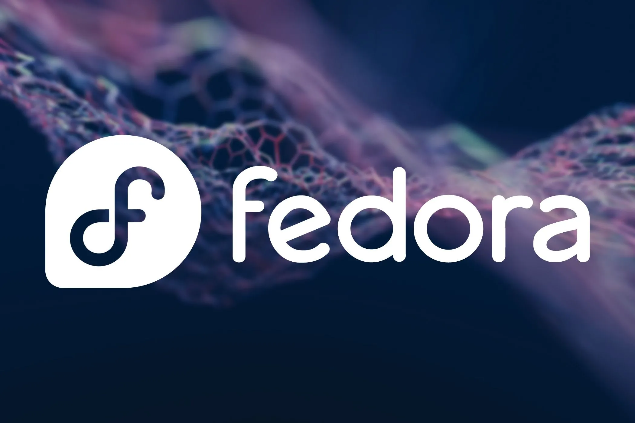 Logo Fedora Linux màu xanh với chữ F cách điệu trên nền tối