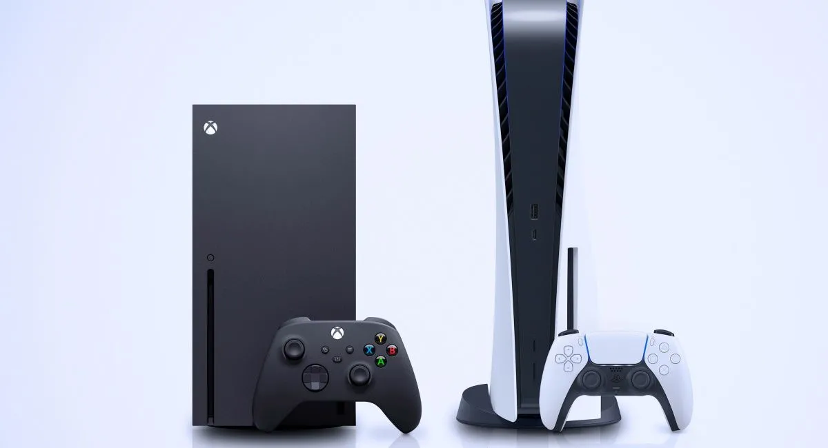 Máy chơi game Xbox Series X và PlayStation 5, biểu tượng của cuộc chiến console.