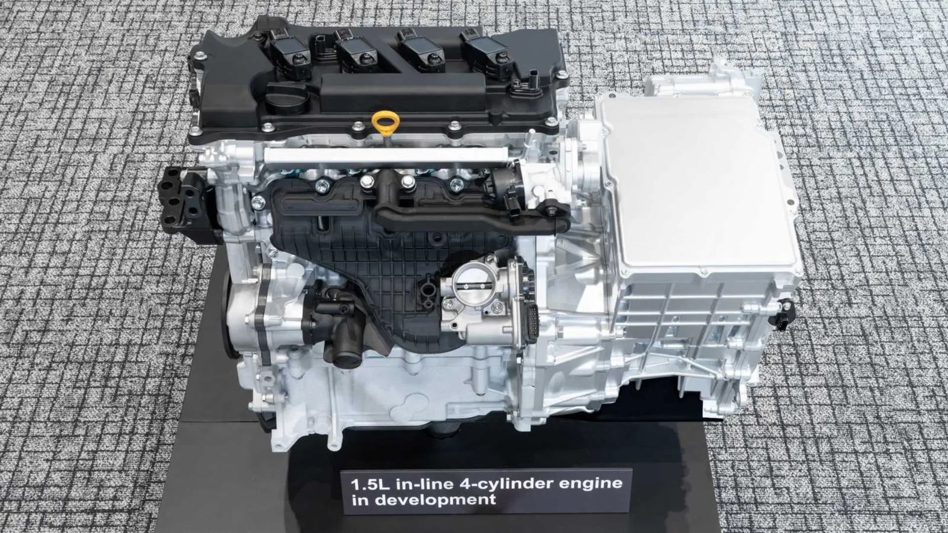 Nguyên mẫu động cơ 4 xi-lanh thẳng hàng 1.5L mới của Toyota đang trong giai đoạn phát triển.