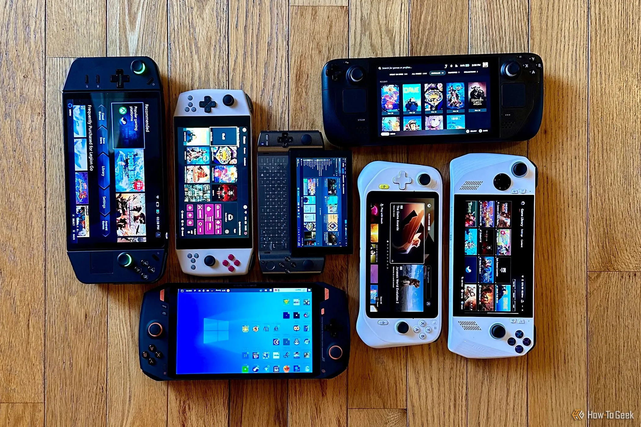 So sánh kích thước các mẫu PC handheld hiện đại như Steam Deck, ROG Ally, Lenovo Legion Go cho thấy sự cồng kềnh.