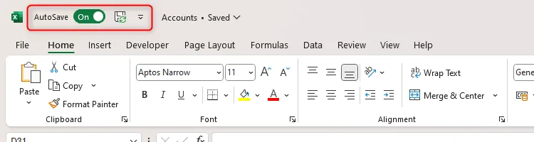 Thanh công cụ Truy cập nhanh của Excel hiển thị các nút mặc định Save (Lưu) và AutoSave (Tự động Lưu), sau khi được kích hoạt.