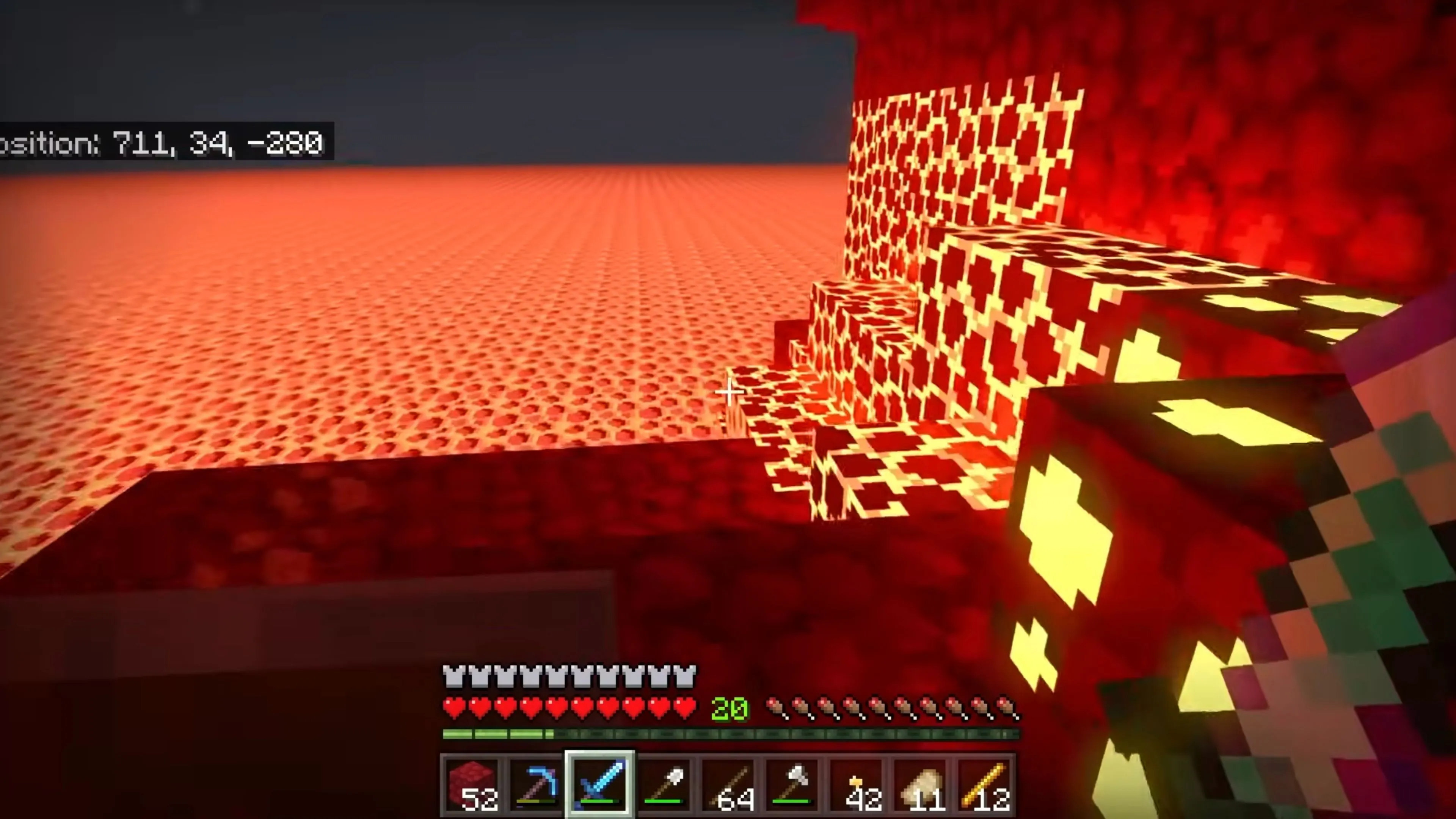 Thế giới Minecraft rộng lớn với các công trình và cảnh quan độc đáo