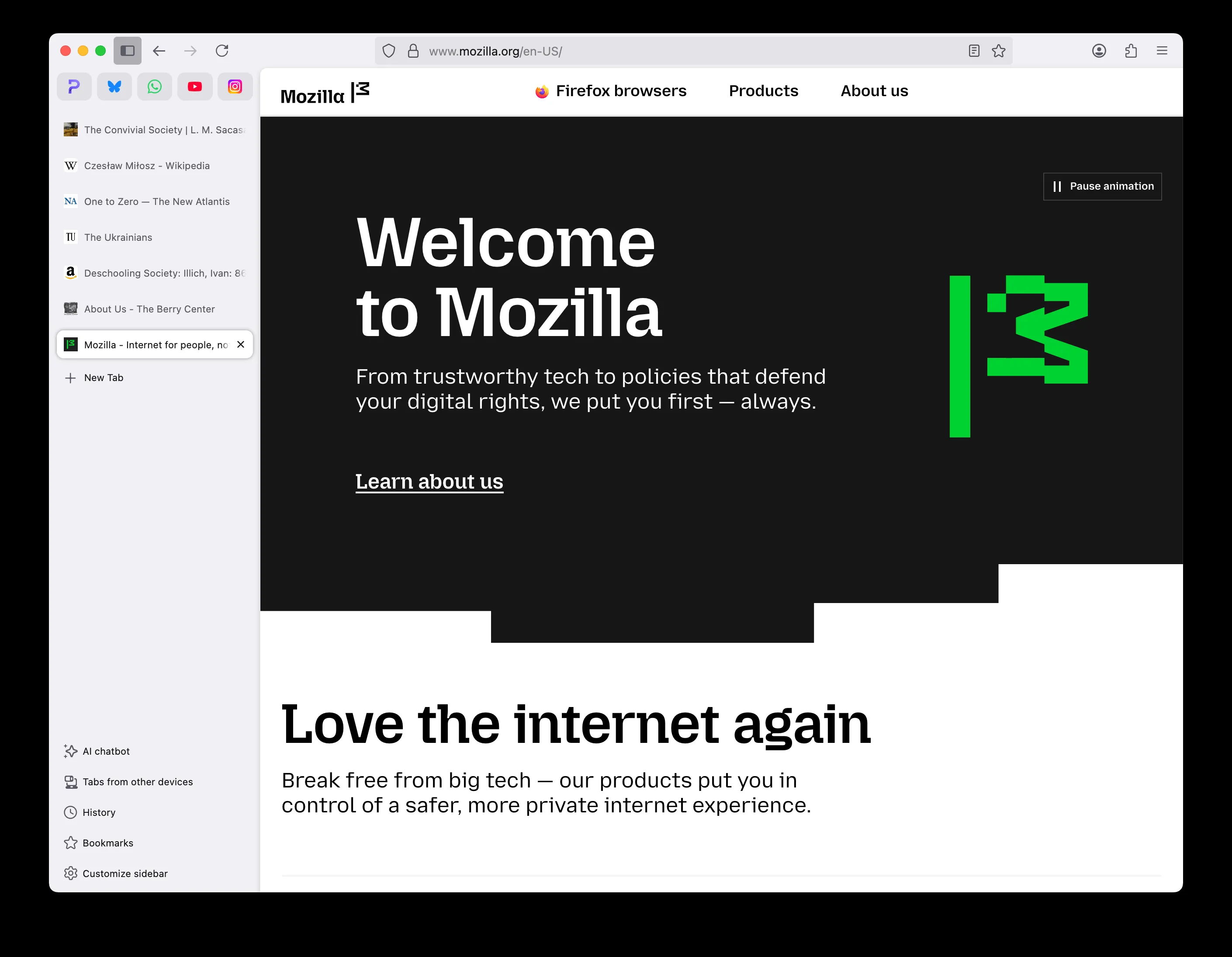 Tính năng tab dọc của Firefox 136 hiển thị các tab theo chiều dọc bên lề trình duyệt